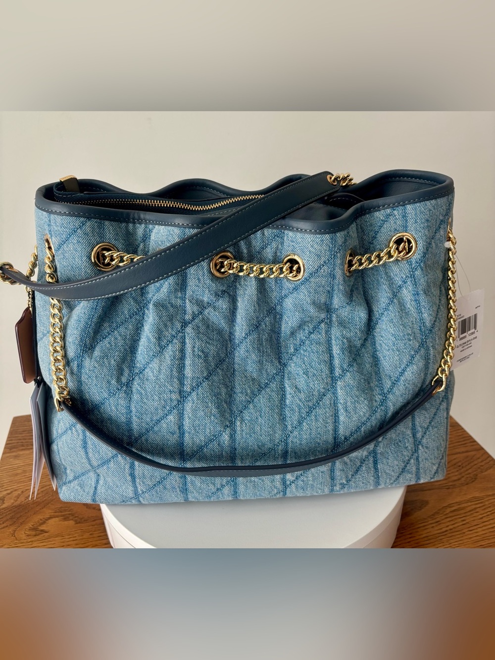 COACH NWT Evelyn Shoulder Bag in Regenerative Cotton with Quilting + Dust Bag - Picture 4 of 11